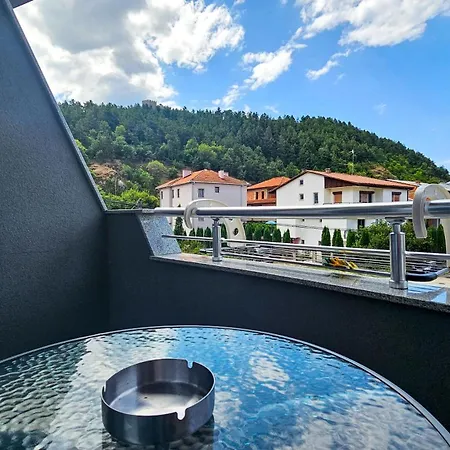 Frasoro Guest house *